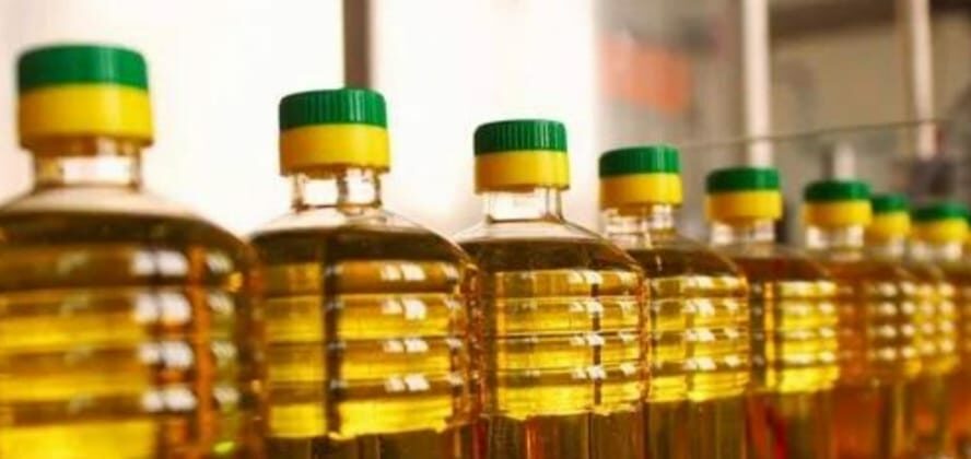 3 garrafas de óleo por pessoa: Continente limita compra de produto ucraniano