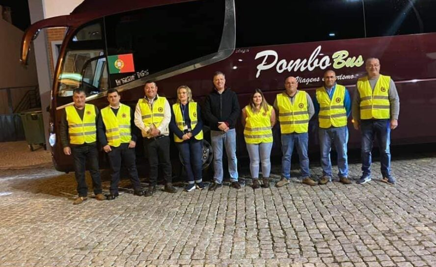 Dois autocarros partiram esta madrugada para trazer 100 ucranianos também para S