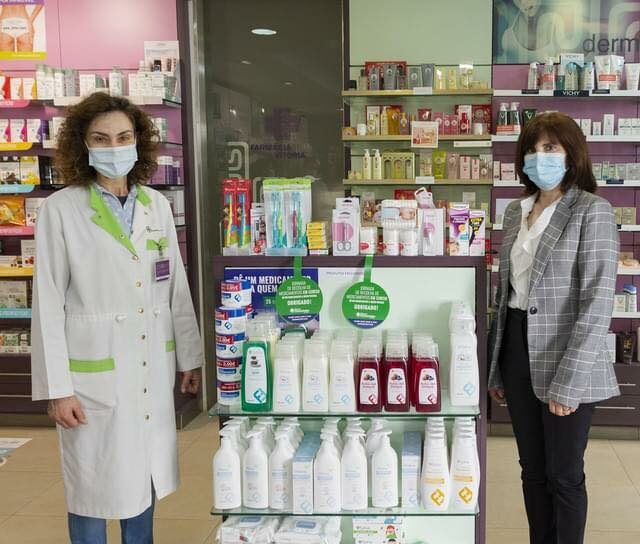Farmácia Vitória doou medicamentos ao Centro para as Migrações do Fundão
