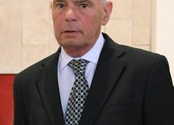 FALECEU
