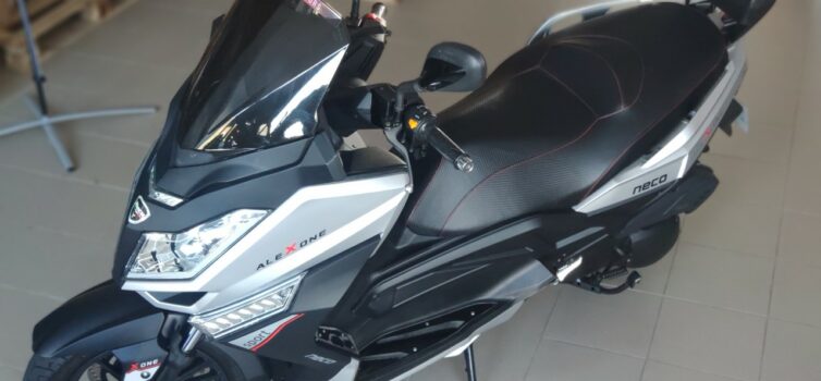 TatikaMotors apresenta esta robusta scooter 125 Neco ALE X ONE