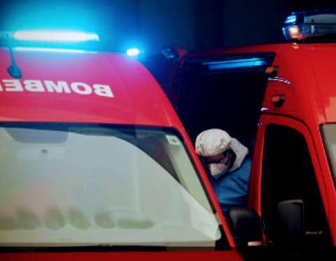29 bombeiros continuam em resolução do "fogo extinto" em Capinha