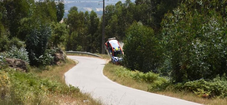 Aparatoso acidente no Rali de Castelo Branco