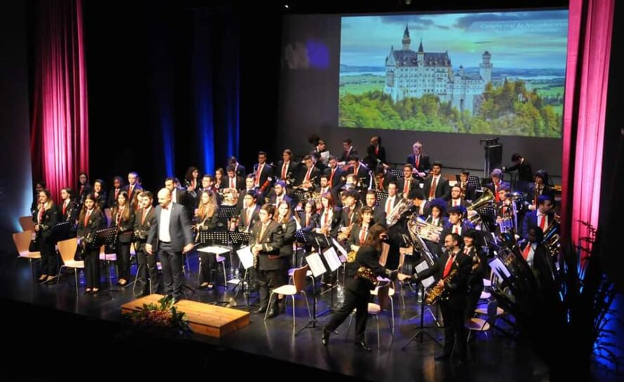 Banda da Covilhã comemora 151º aniversário no renovado Teatro Municipal da Covil