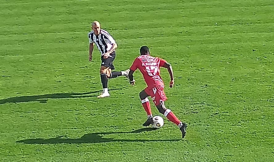 Benfica e Castelo Branco 1 Marinhense 0