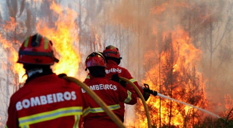 Bifanas & Companhia ajuda Bombeiros