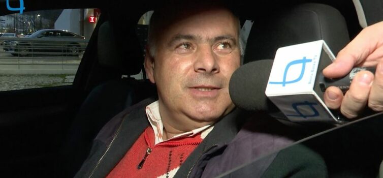 Boas festas de Natal e Feliz Ano Novo