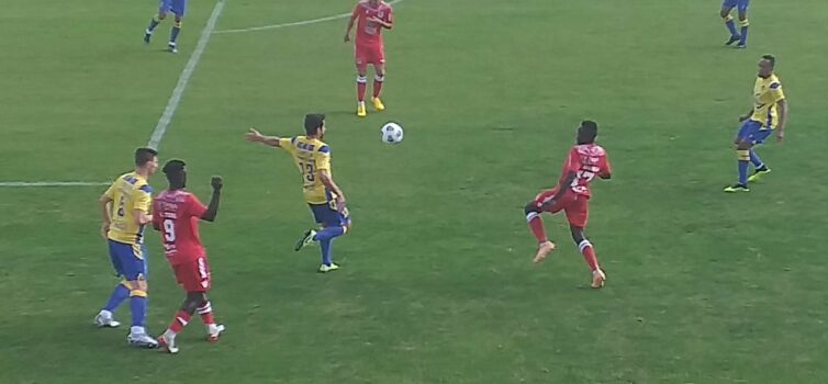CD Alcains 0 Benfica e Castelo Branco 0