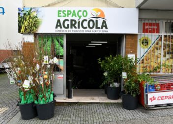 Espaço Agrícola / Plantar Comércio de Sementes e Material Agrícola