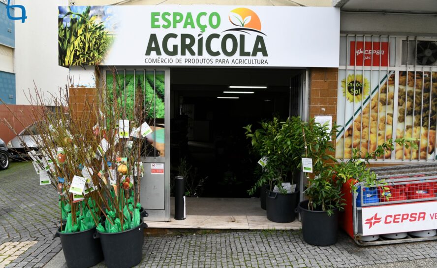 Espaço Agrícola / Plantar Comércio de Sementes e Material Agrícola