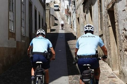 Férias seguras com a PSP de Castelo Branco || Antes de ir, submeta online o Form