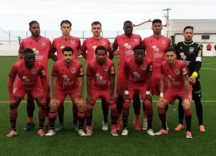 Fontinhas 2 Benfica e Castelo Branco 0
