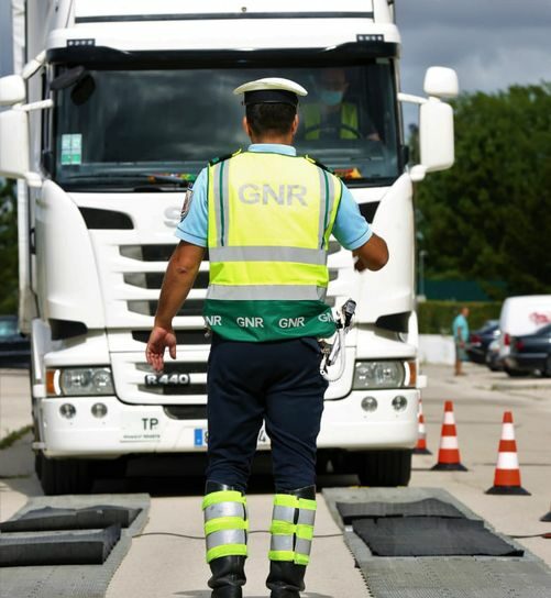 GNR realiza fiscalização a veículos pesados até sexta-feira