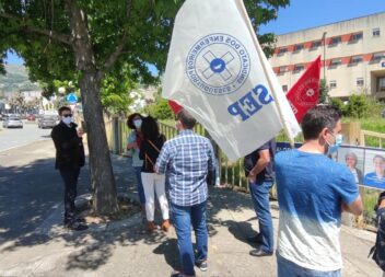Hoje o SEP Castelo Branco organizou uma vigília em frente ao CHUCB para defender