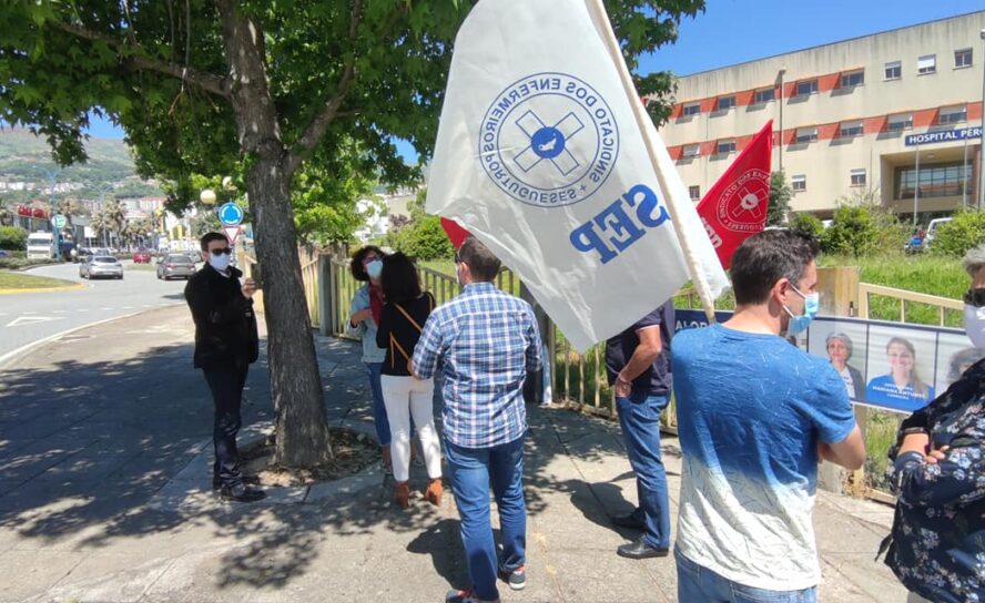 Hoje o SEP Castelo Branco organizou uma vigília em frente ao CHUCB para defender