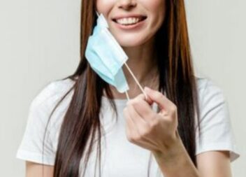 Máscaras, testes, certificados e boletim diário de Covid-19 deverão "terminar" n