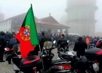 Motos de todo o país subiram à Torre para “1ª Benção das Motos na Serra da Estre