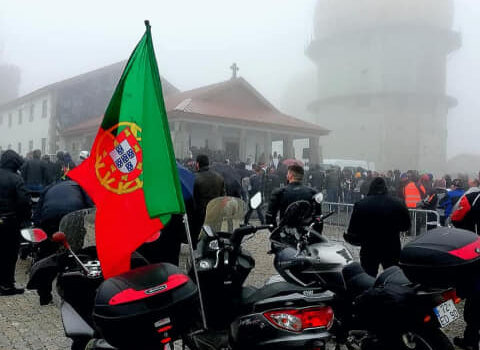 Motos de todo o país subiram à Torre para “1ª Benção das Motos na Serra da Estre