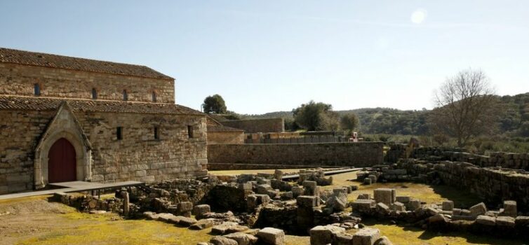 Município promove visitas guiadas à vila e à aldeia histórica de Idanha-a-Velha