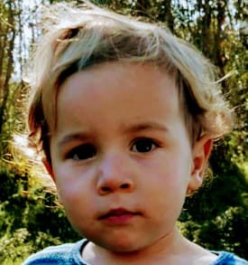 NOAH, um ano depois: o que é feito do menino-milagre e da família