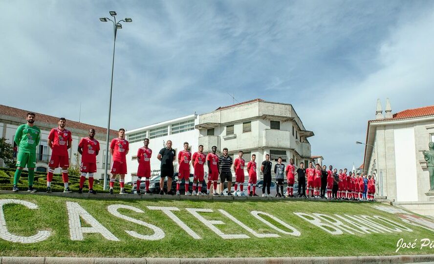Oliveira do Hospital 1 Benfica e Castelo Branco 3