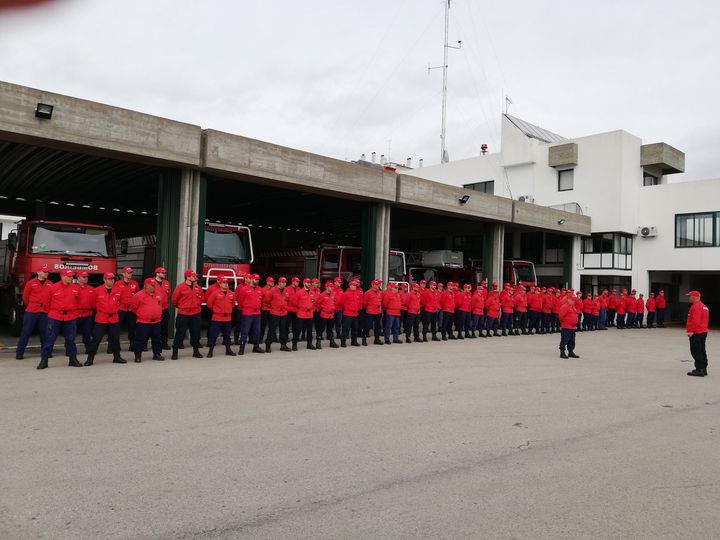 Os Bombeiros Voluntários de Castelo Branco convocam todos os interessados em ser