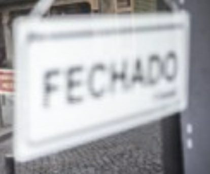 Pandemia obriga cafés e restaurantes a estarem encerrados até ao fim de abril
