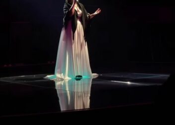 Raquel Maria canta na semi-final «Estranha Forma de Vida»