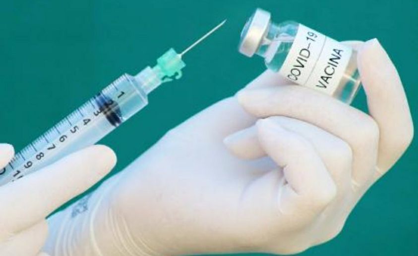 Segundas doses da vacina contra a covid-19 começam a ser administradas este domi