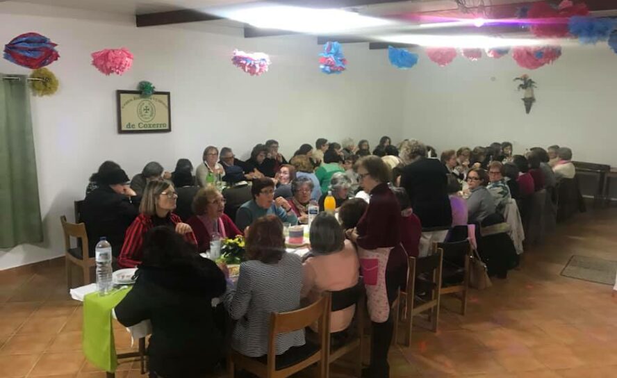 Jantar de Mulheres no Coxerro