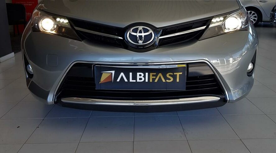 TOYOTA AURIS 1.4 D-4D  90CV HATCHBACK