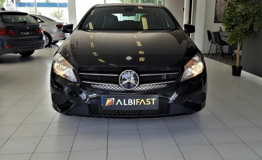 MERCEDES A160  1.5 STYLE DCT 90CV