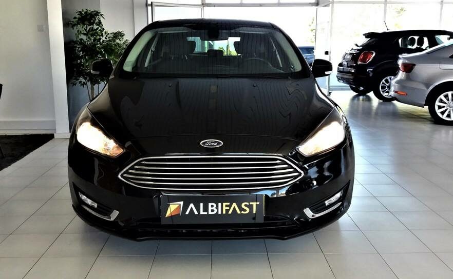 Ford Focus Hatchback 1.5 TDCI TITANIUM 120cv