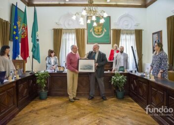 António Eduardo Saraiva, homenageado com a Medalha de Mérito Municipal nas Comem