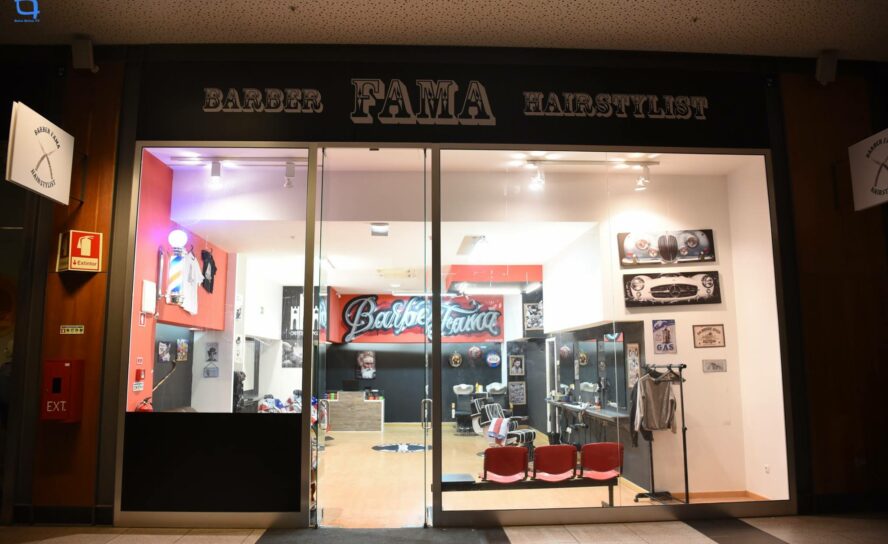 Barber Fama Hair Stylist