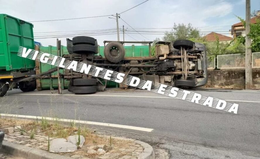 Colisão provoca 2 feridos