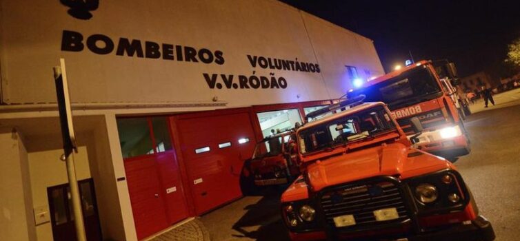 Fogo abraça o Castelo Rei Wamba