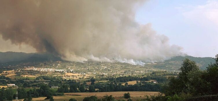 Fogo no Fundão dominado
