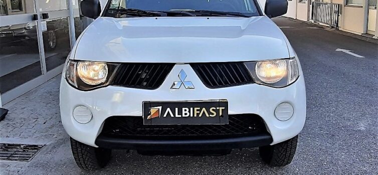 MITSUBISHI L200 4WD DC INVITE II – 2.5 D-ID 136CV