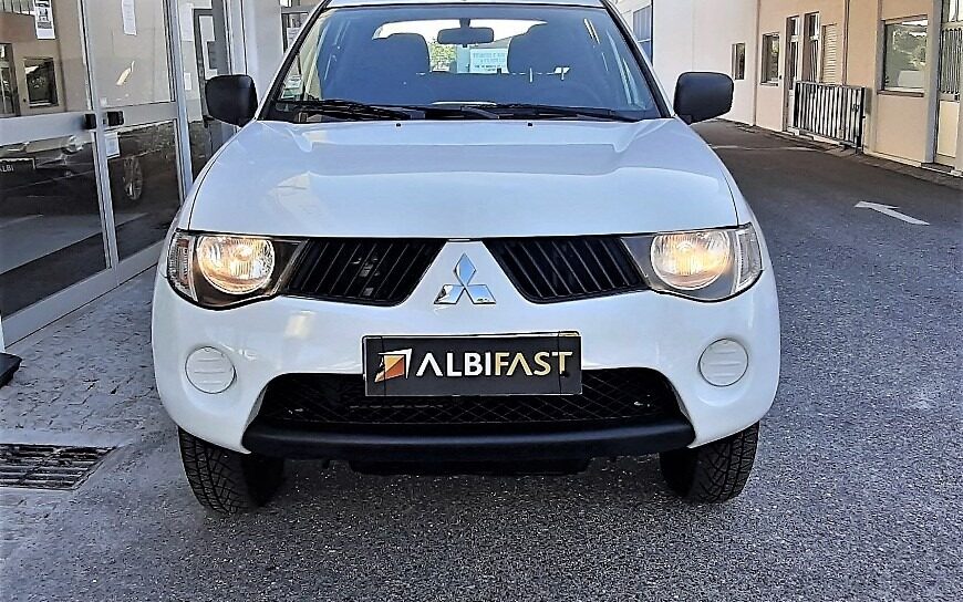 MITSUBISHI L200 4WD DC INVITE II – 2.5 D-ID 136CV