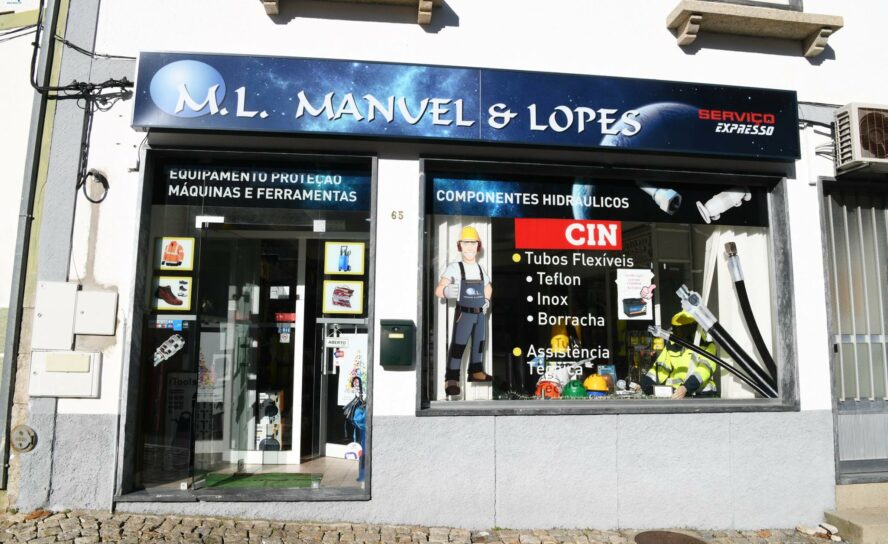 M.L. Manuel & Lopes