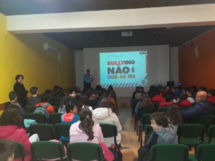 PSP previne alunos sobre o bullying