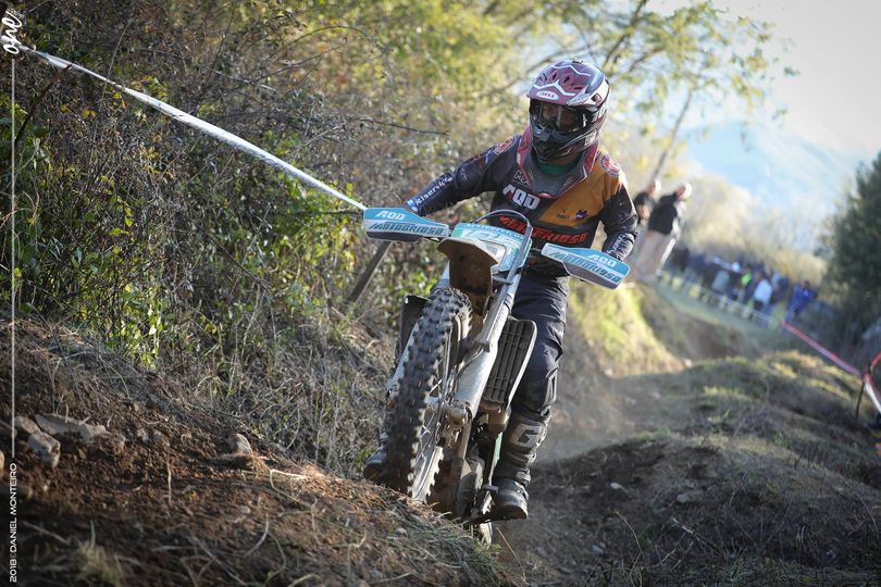 Piloto de Alcains no Campenasto Nacional de Enduro