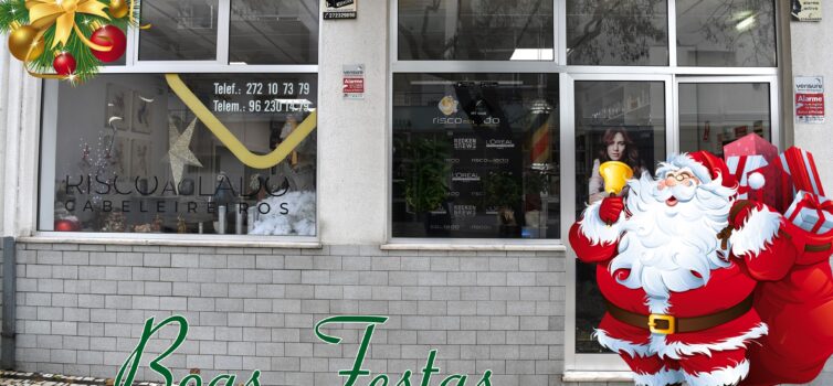 Risco ao Lado Cabeleireiros deseja a todos os seus clientes e amigos votos de um
