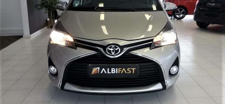 TOYOTA YARIS 1.0VVT-I CONFORT+PACK STYLE HATCHBACK