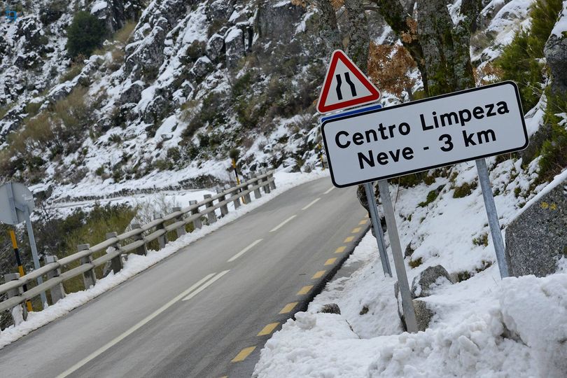 Voltou a nevar na Serra da Estrela