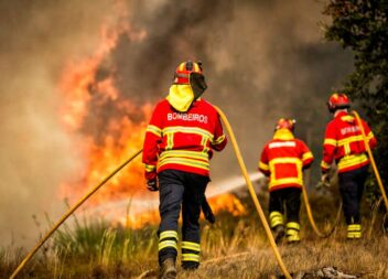 Aldeia e praia fluvial de Aldeia Viçosa evacuadas na Guarda