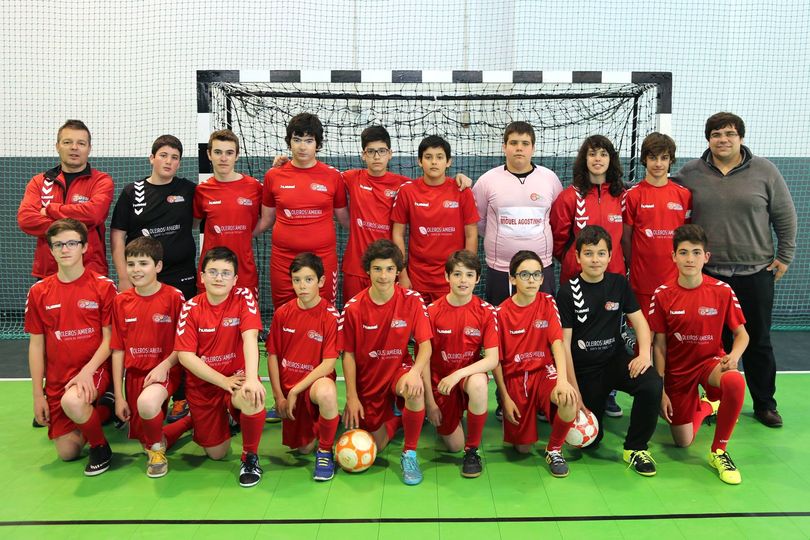 Escola de Futsal abre inscrições para mais uma época
