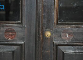 Furto de maçanetas de portas em Castelo Branco