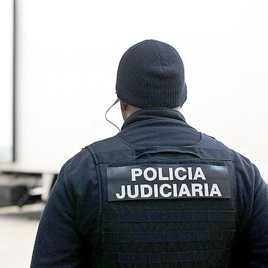 Homem detido por suspeita de crime de abuso sexual